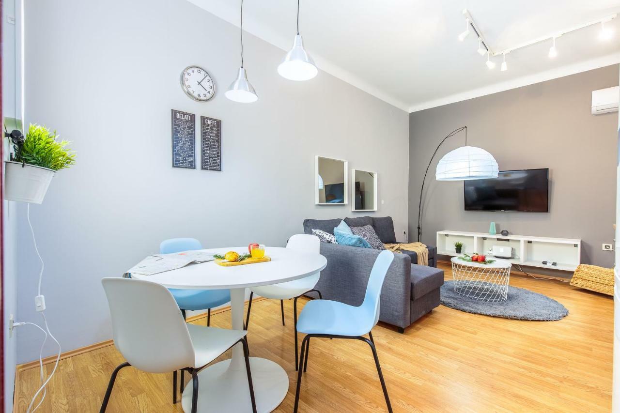 Apartment Dolac In Center Of Town リエカ エクステリア 写真